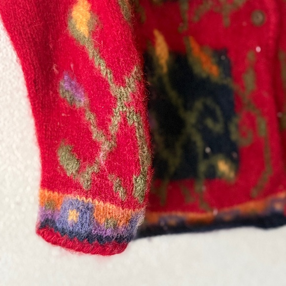 Newari Women's Red 100% Wool Cardigan Sweater size S/M - Picture 6 of 9